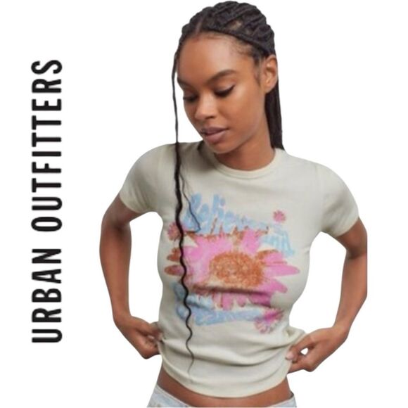 Urban Outfitters Tops - New UO Urban Outfitters Dreamers and Believers Graphic Tee Shirt S